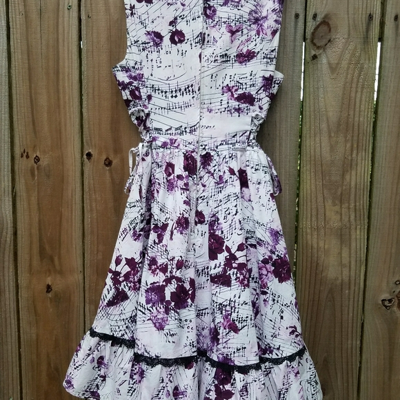Hot topic purple rose and Music Note Dress. - Picture 14 of 15